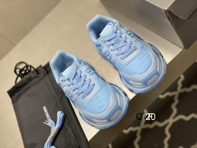 Picture of Balenciaga Shoes _SKUBalenciagasz35-45F101051265